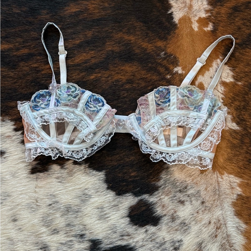 For love and lemons lingerie bra